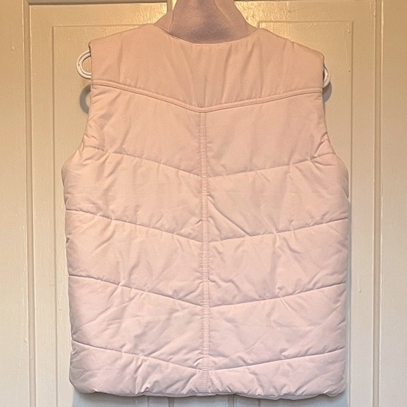 Nike Puffer Vest EUC! - Picture 2 of 3